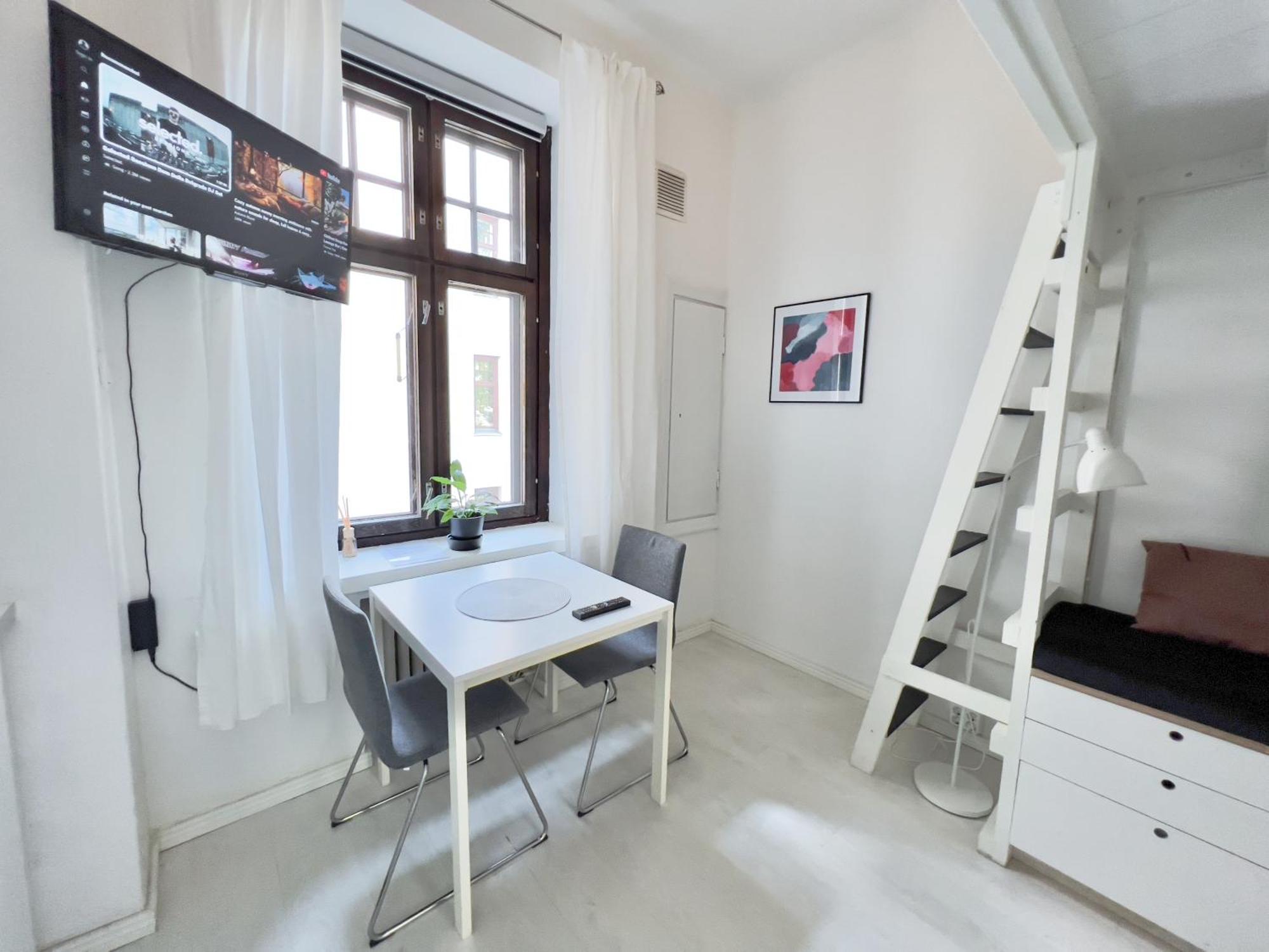 Dainty Central Apartment Helsinki Esterno foto